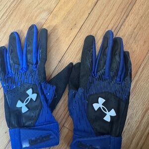 Under Armour Black and Blue Athletic Gloves